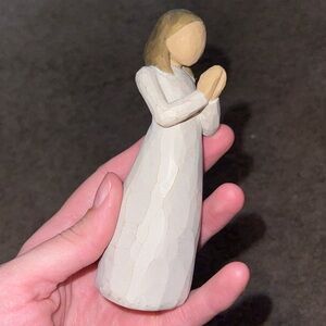 Willow tree figurine